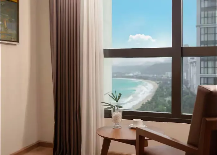 Deluxe One-Bedroom Apartment